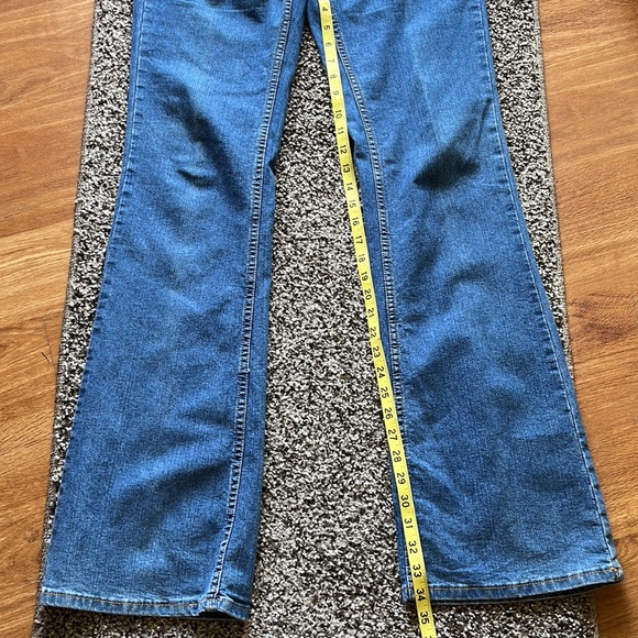 2B Bebe flare jeans - Picture 3 of 6